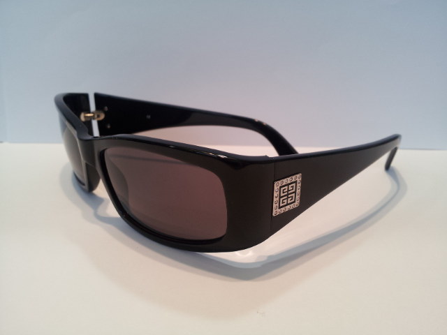 Γυναικείο Γυαλί Ηλίου Givenchy SGV548SN 700S